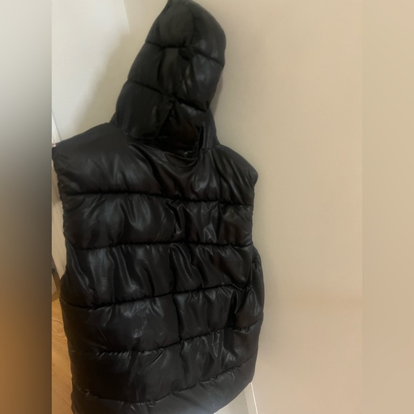 Moncler Vest - Picture 11 of 13